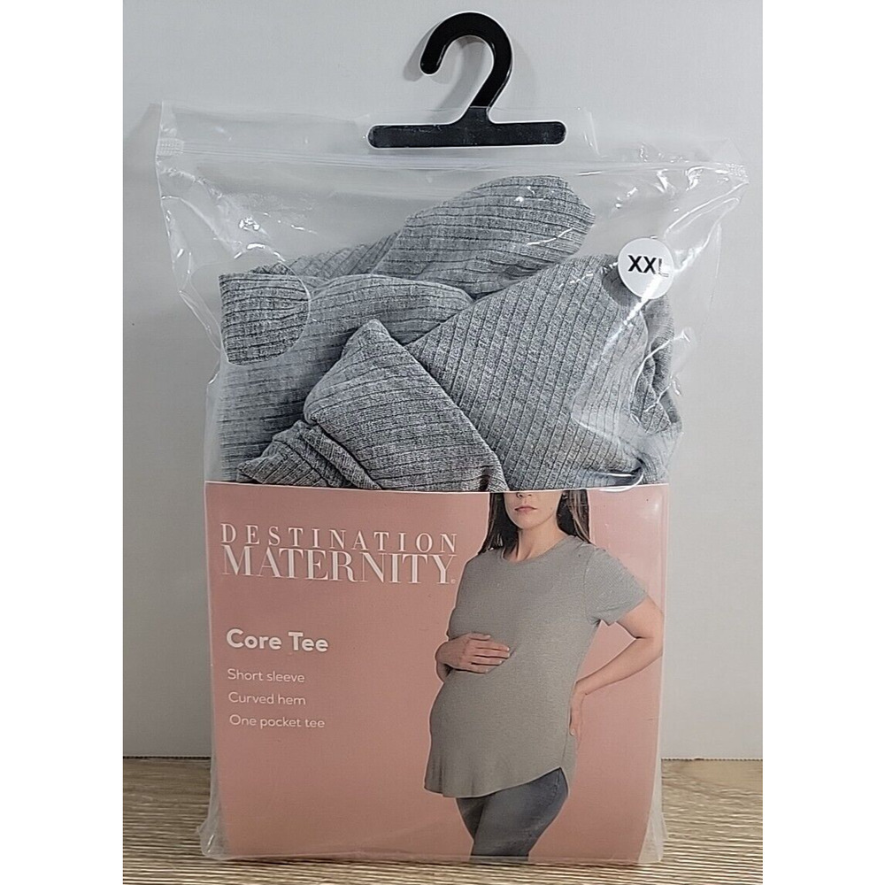 Destination Maternity Core‎ Tee, Size: XX Large, Gray with pocket, NWT